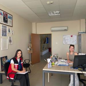 #MezitliSHM tarafından #ÇocuklarGüvendeProjesi kapsamında Şehit Fatih Soydan Ortaokulu, Ulaştırma Hizmetleri M.T.A.L ve Davultepe Sağlık Meslek Lisesi ziyaret edilerek okul idarecileri ve rehber öğretmenlere bilgilendirme çalışması yapıldı. - fotoğraf 2
