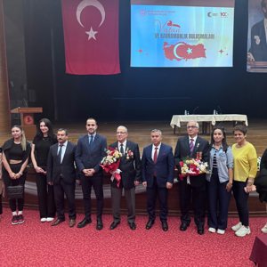 İl Müdürümüz Naci YILMAZ katılımı ile   Vatan ve Kahramanlık Buluşmaları kapsamında Kıbrıs Gazisi Fikri Kalkan ve Terör Gazisi Cemal MUTLU, Mersin Üniversitesi öğrencileriyle bir araya gelerek vatan millet sevgisini öğrencilere aktardı. - fotoğraf 2