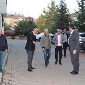 Şehit Yakınları ve Gaziler Genel Müdürümüz Sayın Muharrem KURT tarafından Şehit Tabip Teğmen Hulusi ELÇİ’ nin kıymetli ailesi ziyaret edilmiştir. Ziyarete İl Müdürümüz Abdulbari AKSOY’da eşlik etti. - fotoğraf 1