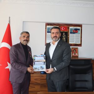Şehit Yakınları ve Gaziler Genel Müdürümüz Sayın Muharrem KURT ilimizi ziyareti çerçevesinde  Jandarma Mensupları Şehit Gazi ve Aileleri Vakfı Bingöl İl Başkanlığı ziyaret edilmiştir. Ziyarete İl Müdürümüz Abdulbari AKSOY’da eşlik etti. - fotoğraf 4
