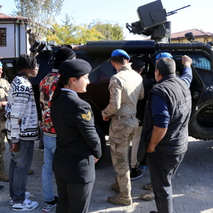 Çocuklarımız Jandarma Personelleri ile Bir Araya Geldi - fotoğraf 10