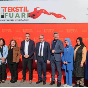 "Batman 1.Tekstil,Züccaciye ve Ayakkabı Fuarı" - fotoğraf 2