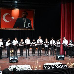 Gazi Mustafa Kemal Atatürk’ü saygı, sevgi ve özlemle anıyoruz. - fotoğraf 1