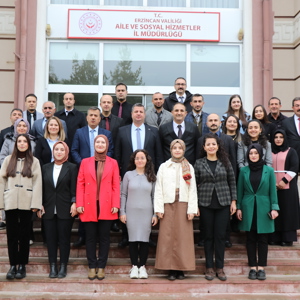 Aile ve Sosyal Hizmetler Bakanlığı İller Arası 2024 Yılı 3. Çeyrek Performans Değerlendirmesine Göre  Aile ve Sosyal Hizmetler İl Müdürlüğümüz Türkiye Birincisi Oldu. - fotoğraf 1