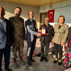 Kahraman Gazilerimize Milli Mücadele Madalyası ve Beratı tevcih edildi. - fotoğraf 4