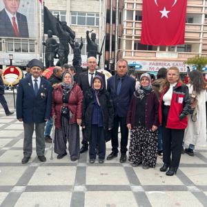 CUMHURİYETİMİZİN KURUCUSU GAZİ MUSTAFA KEMAL  ATATÜRK ÖLÜMÜNÜN 86.YILINDA DÜZENLENEN PROGRAMLA ANILDI. - fotoğraf 10