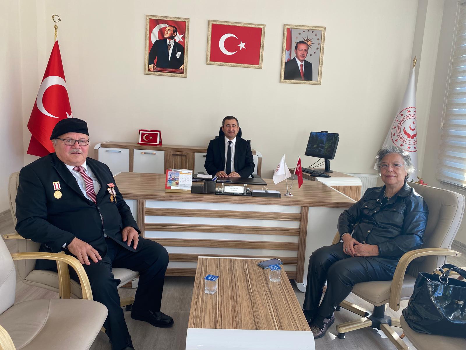 Muharip Gazimiz Necdet ERDİNÇ Ve Kıymetli Ailesi, İl Müdürümüz Ali ÖMÜT’ü Ziyaret Etti
