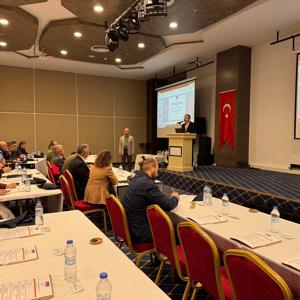 Kooperatif ortağı erkekler ile erkek Muhtar ve Din görevlilerine yönelik "Kooperatifçilik ve Kadın Erkek Eşitliği" tanıtım toplantısı gerçekleşti - fotoğraf 4