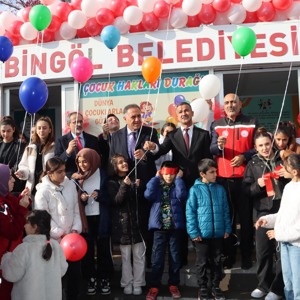 Çocuk Hakları Günü münasebetiyle İl Müdürlüğümüz ve Belediye Başkanlığı işbirliği ile düzenlenen Çocuk Hakları Durağı açılışı - fotoğraf 7