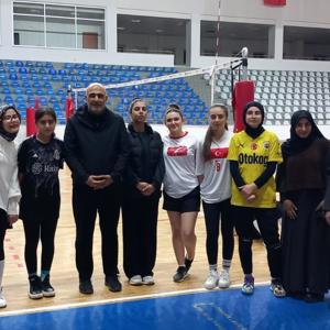 Çocuk Hakları Günü münasebetiyle İl Müdürlüğümüz tarafından çocuk hakları komitesine üye çocuklarımızla doyasıyla eğlenceli etkinlikler yapılarak güzel bir gün geçirdiler. - fotoğraf 2