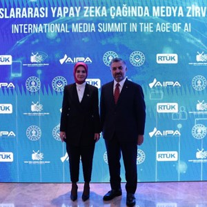 Aile ve Sosyal Hizmetler Bakanımız Göktaş "Uluslararası Yapay Zeka Çağında Medya Zirvesi"nde konuştu - fotoğraf 5