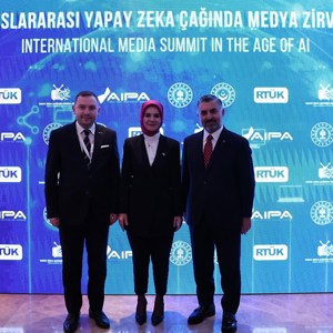Aile ve Sosyal Hizmetler Bakanımız Göktaş "Uluslararası Yapay Zeka Çağında Medya Zirvesi"nde konuştu - fotoğraf 7