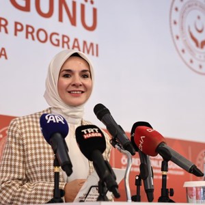 Aile ve Sosyal Hizmetler Bakanımız Göktaş, Şehit ve Gazi Yakını Öğretmenlerle Buluştu - fotoğraf 2