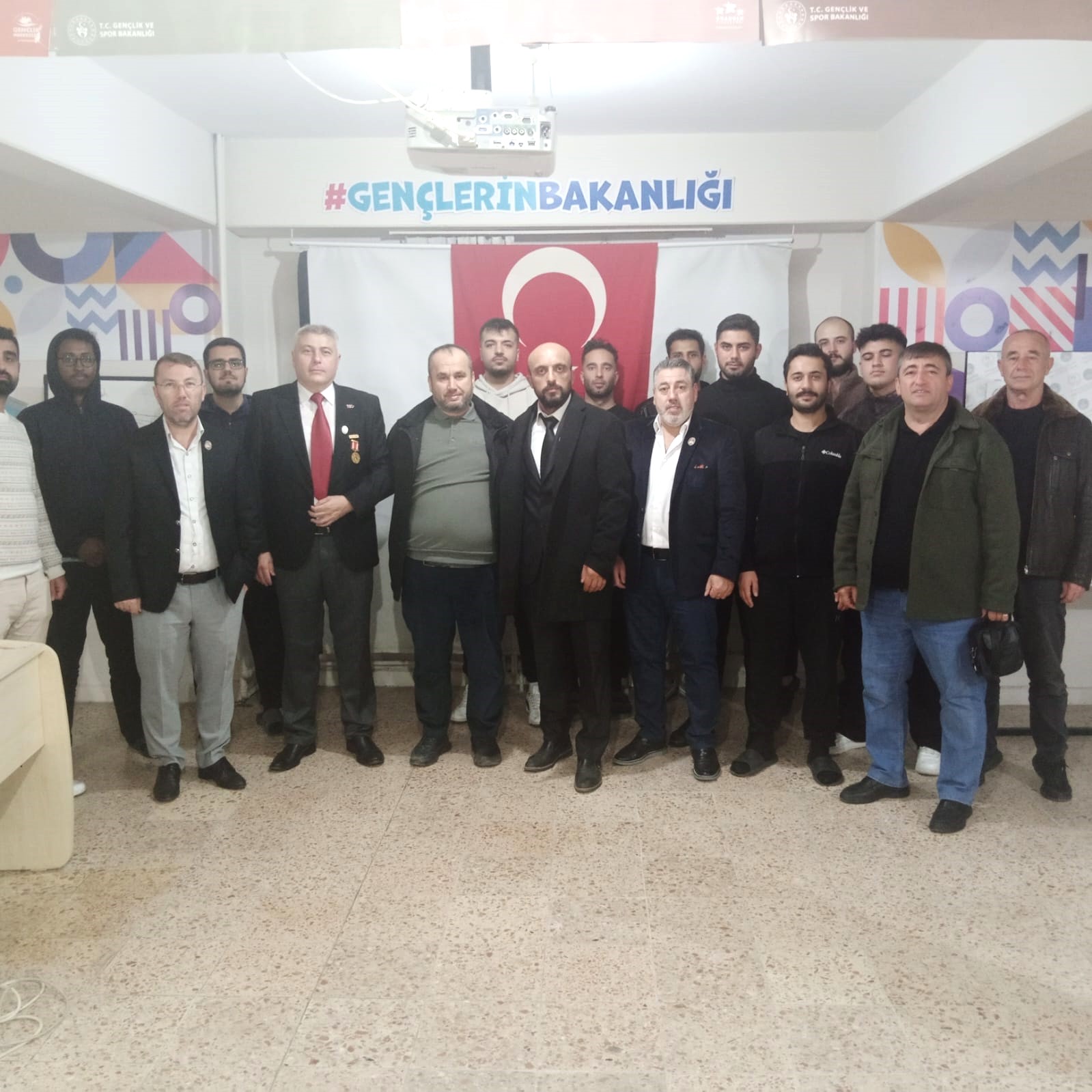 Vatan Ve Kahramanlık Buluşmaları Adile Sultan Erkek Öğrenci Yurdu