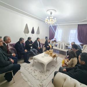 Şehitlerimizin Emanetleri Başımızın Tacı! - fotoğraf 3