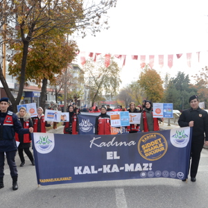 25 KASIM KADINA YÖNELİK ŞİDDETLE MÜCADELE KAPSAMINDA ETKİNLİKLER YAPILDI. - fotoğraf 3