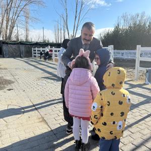 25 Kasım Kadına Yönelik Şiddete Karşı Uluslararası Mücadele Günü Kapsamında Tulpar Park’ta Kahvaltı Programı Düzenlendi - fotoğraf 12