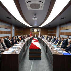 2024 yılı 2.Kadına Yönelik Şiddetle Mücadele İl Koordinasyon İzleme ve Değerlendirme Komisyon Toplantısını 25 Kasım Uluslararası Kadına Yönelik Şiddetle Mücadele Günü'nde gerçekleştirildi. - fotoğraf 1