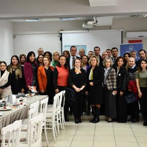 25 Kasım Kadına Yönelik Şiddetle Mücadele Günü Kapsamında Kahvaltı Etkinliği Düzenlendi - fotoğraf 6