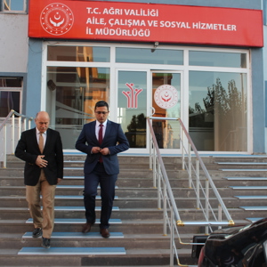 Taşlıçay Kaymakamı Sayın Murtaza Ersöz’den İl Müdürümüz Sayın Mehmetşafi Erim’e İade-i Ziyaret - fotoğraf 2