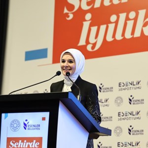 Aile ve Sosyal Hizmetler Bakanımız Göktaş "Esenlik Sempozyumu"nda konuştu - fotoğraf 1