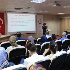 Güney Adına Kalkınma Programı Kapsamında Düzenlenen “Geriatri, Yaşlı ve Engelli Bireylerle Etkili İletişim Kurma Yöntemleri” Konulu Eğitim - fotoğraf 4