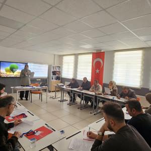 Bingöl’de Yenilikçi Mahalli Hizmet İçi Eğitim Programı Düzenleniyor - fotoğraf 4