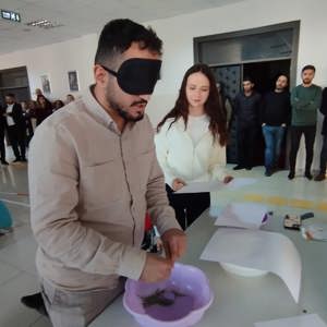 Engelli Bireylerin Dünyasına Yakından Bakış - fotoğraf 8