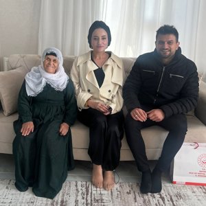 3 Aralık Dünya Engelliler günü kapsamında Bakanlığımız Evde Bakım Hizmetinden Faydalanan engellilerimize hane ziyareti - fotoğraf 2
