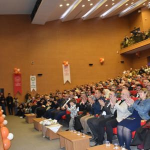 25 Kasım Kadına Yönelik Şiddetle Uluslararası Mücadele ve Dayanışma Günü Programımız Sayın Valimiz Yakup Canbolat'ın katılımı ile gerceklesti. - fotoğraf 3