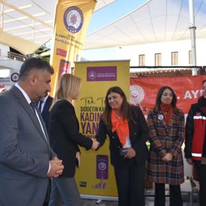 25 Kasım Kadına Yönelik Şiddetle Uluslararası Mücadele ve Dayanışma Günü Kapsamında Stand Kurduk. - fotoğraf 6