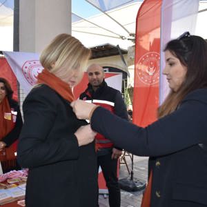 25 Kasım Kadına Yönelik Şiddetle Uluslararası Mücadele ve Dayanışma Günü Kapsamında Stand Kurduk. - fotoğraf 3