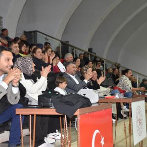 O.K.T TRAİLER Fabrikası Çalışanları ile Birlikte Dostluk Maçında Bir Araya Geldik. - fotoğraf 5