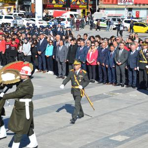 29 Ekim Cumhuriyet Bayramı'nın 101. yıl dönümü coşkuyla kutlandı. - fotoğraf 2