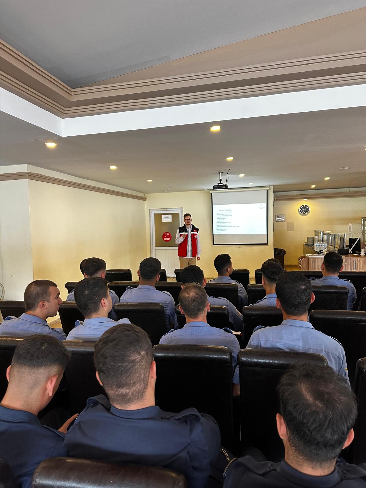 Türk Silahlı Kuvvetleri personeline ve vatani görevini yapan er ve erbaşlara yönelik eğitim seminerlerimiz devam etmektedir