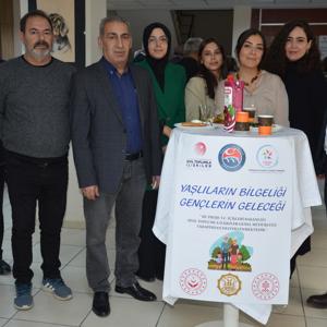 İl Müdürümüz Sayın Çiğdem AÇIKYILDIZ KAZEL'in katılımıyla "Yaşlıların Bilgeliği, Gençlerin Geleceği" isimli projenin lansman programı gerçekleştirildi. - fotoğraf 5