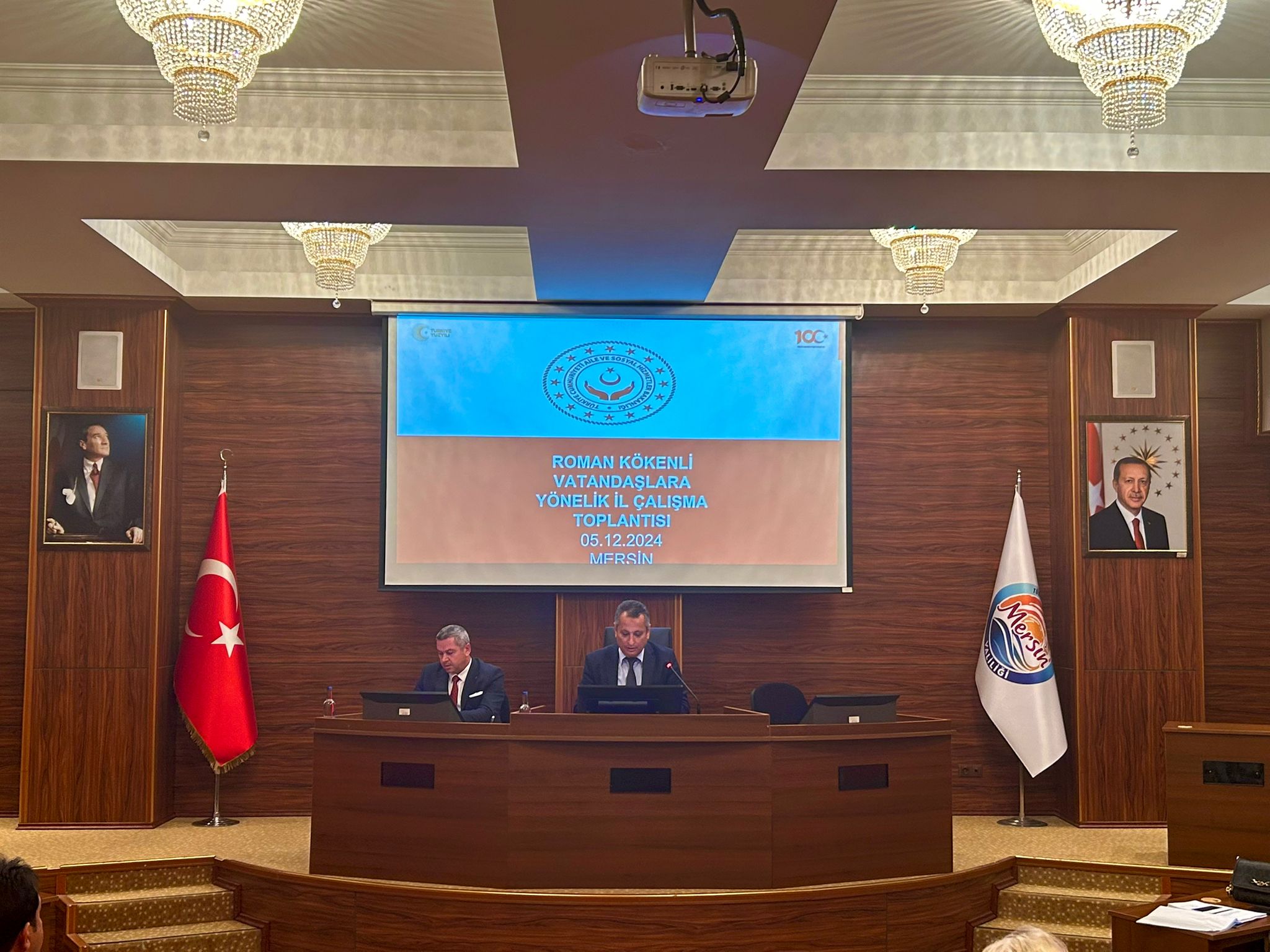 Aile ve Toplum Hizmetleri Birimimiz tarafından ‘’Roman Vatandaşlara Yönelik İl Eylem Planı 2024 Yılı 2.İl Koordinasyon Kurulu Toplantısı’’ Vali Yardımcımız Kadir OKATAN Başkanlığında paydaş kurumların katılımı ile gerçekleştirildi.