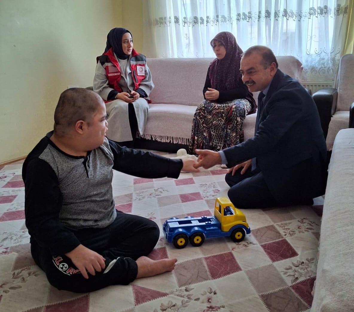 “ Kahve Bahane ” Projemizle Haneleri Ziyaret Ediyoruz.
