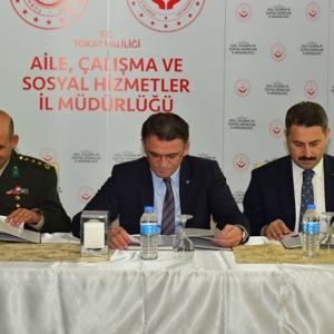 İl Müdürlüğümüz Tarafından Hazırlanan Tokat Şehit Albümünün Tanıtımı Yapıldı - fotoğraf 2