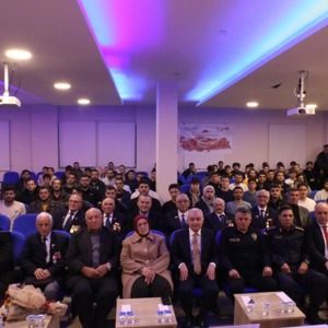 Ahmet Cevdet Paşa KYK Yurdunda "Vatan ve Kahramanlık Buluşması" Gerçekleştirildi. - fotoğraf 1