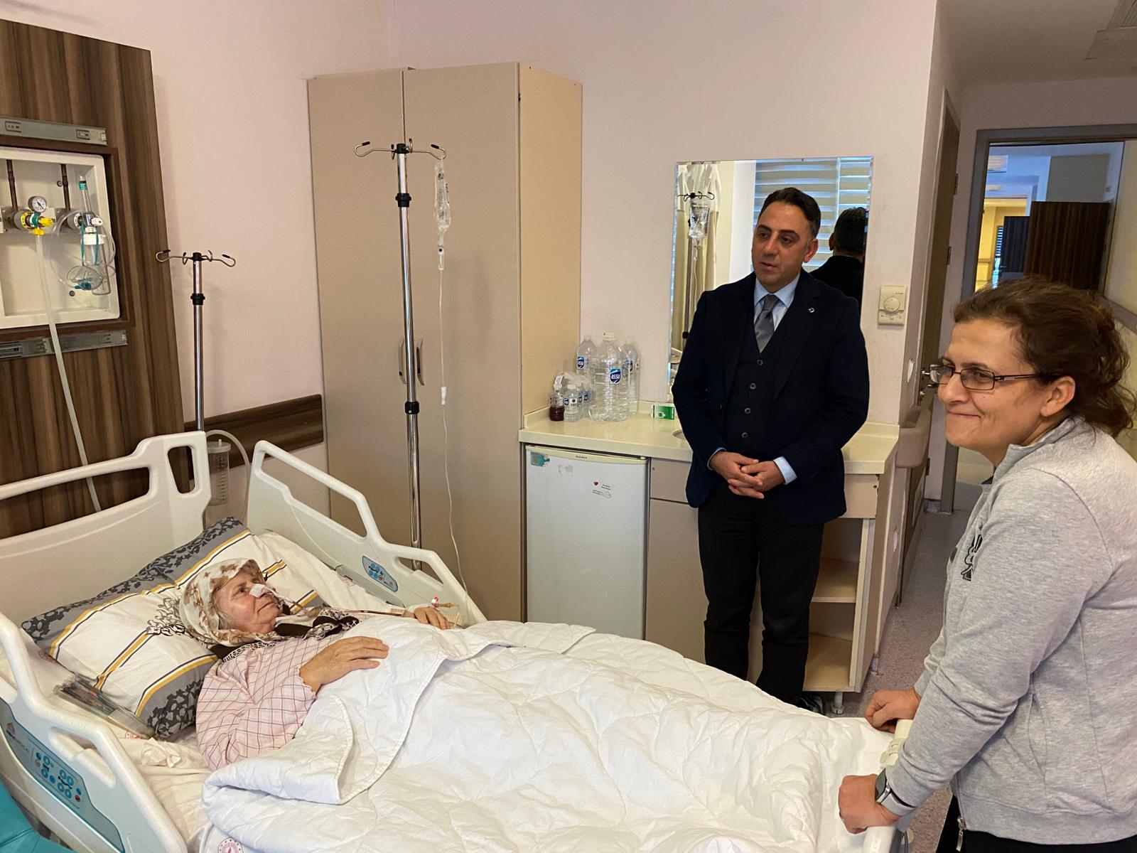 İl Müdürü Harun TOHUMCU’dan Şehit Annesine ziyaret.