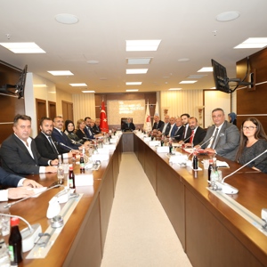 Bakan Selçuk, Ankara Ticaret Odası Başkanı Gürsel Baran’ı Kabul Etti - fotoğraf 3