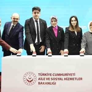 Bakanımız Göktaş, "Devlet Korumasından Yararlanmış Gençlerimizin Kamu Kurumlarına Yerleştirilmesi Kura Töreni"nde konuştu - fotoğraf 1