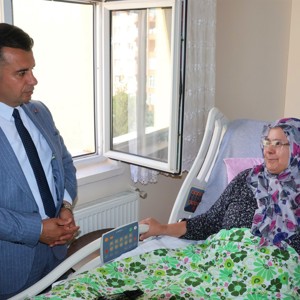 Engelli Evde Bakım Hizmetinden Yararlanan Vatandaşımıza Ziyaret - fotoğraf 2