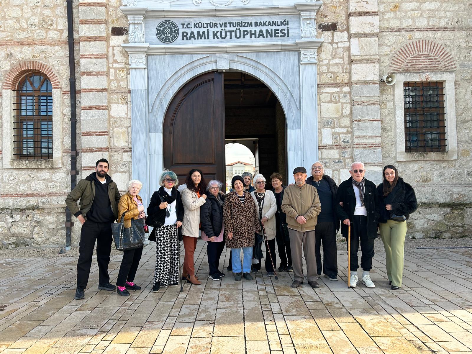 İl Müdürlüğümüze bağlı Sosyal Sportif Faaliyetler birimi ve Rami kütüphanesi işbirliği ile Yaşam Boyu Öğrenme ve Sağlıklı Atıştırmalıklar Atölyesi etkinliği gerçekleştirilmiştir