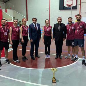 Kuruluşlar Arası Voleybol Turnuvası Sona Erdi - fotoğraf 6