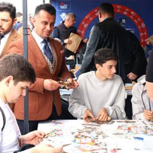 16. Uluslararası MEB Robot Yarışması’nda Gençlerimizin Hayallerine Tanıklık Ediyoruz - fotoğraf 3