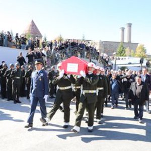 Kahramanımızı Son Yolculuğuna Uğurladık - fotoğraf 2