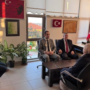 Hizmet kalitemizi ve standardımızı yükseltmek için denetim ve rehberlik çalışmalarımız devam ediyor. Bu kapsamda iI Müdürümüz Naci YILMAZ  Erdemli Huzurevini ziyaret etti. - fotoğraf 2