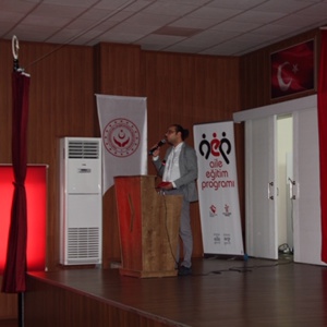 Tarsus SHM Madde Bagimliligi ve Teknoloji Bagimliligi Ile Ilgili Konferans Duzenledi - fotoğraf 2